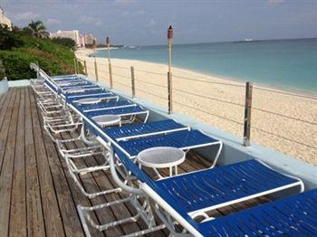 Paradise Island Club Apartment