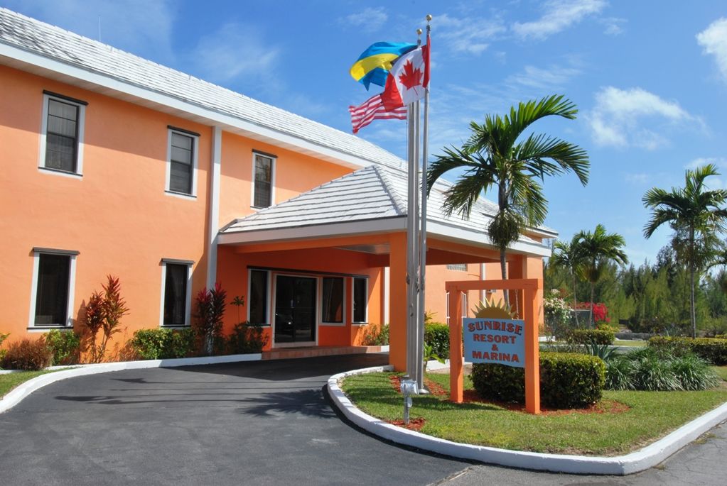 Running Mon Sunrise & Marina Resort 3*