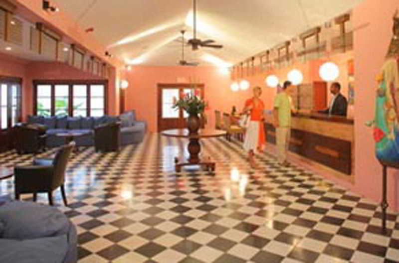 Pelican Bay 4*