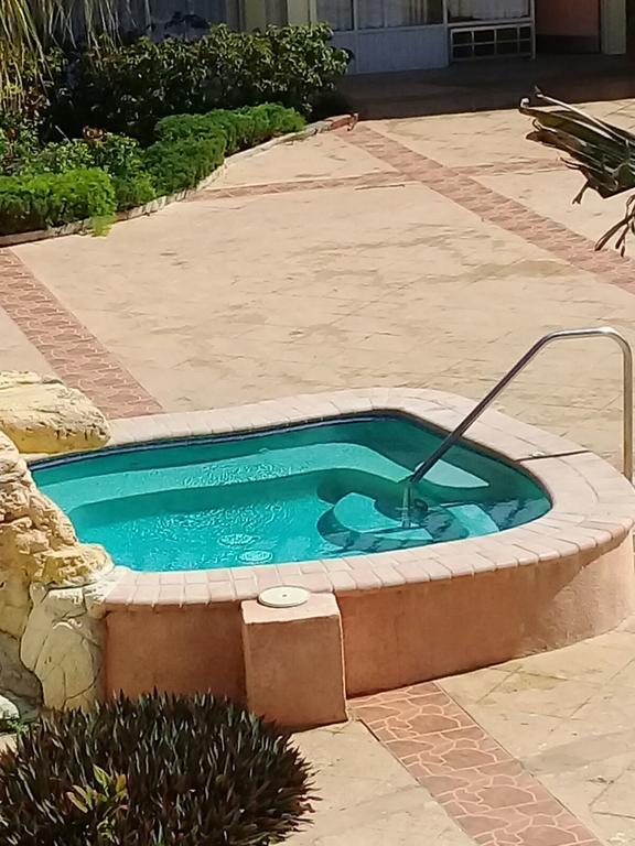 Hotel Royal Islander Freeport