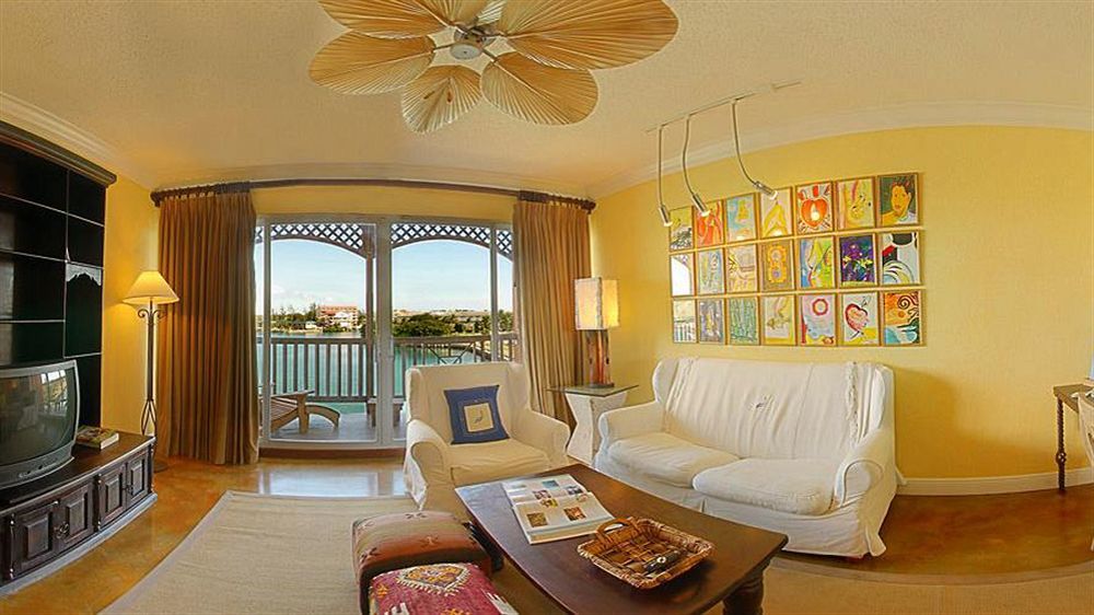 Pelican Bay 4*