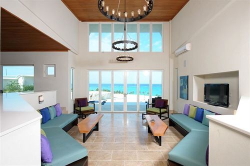Sky Club Hotel Governor's Harbour