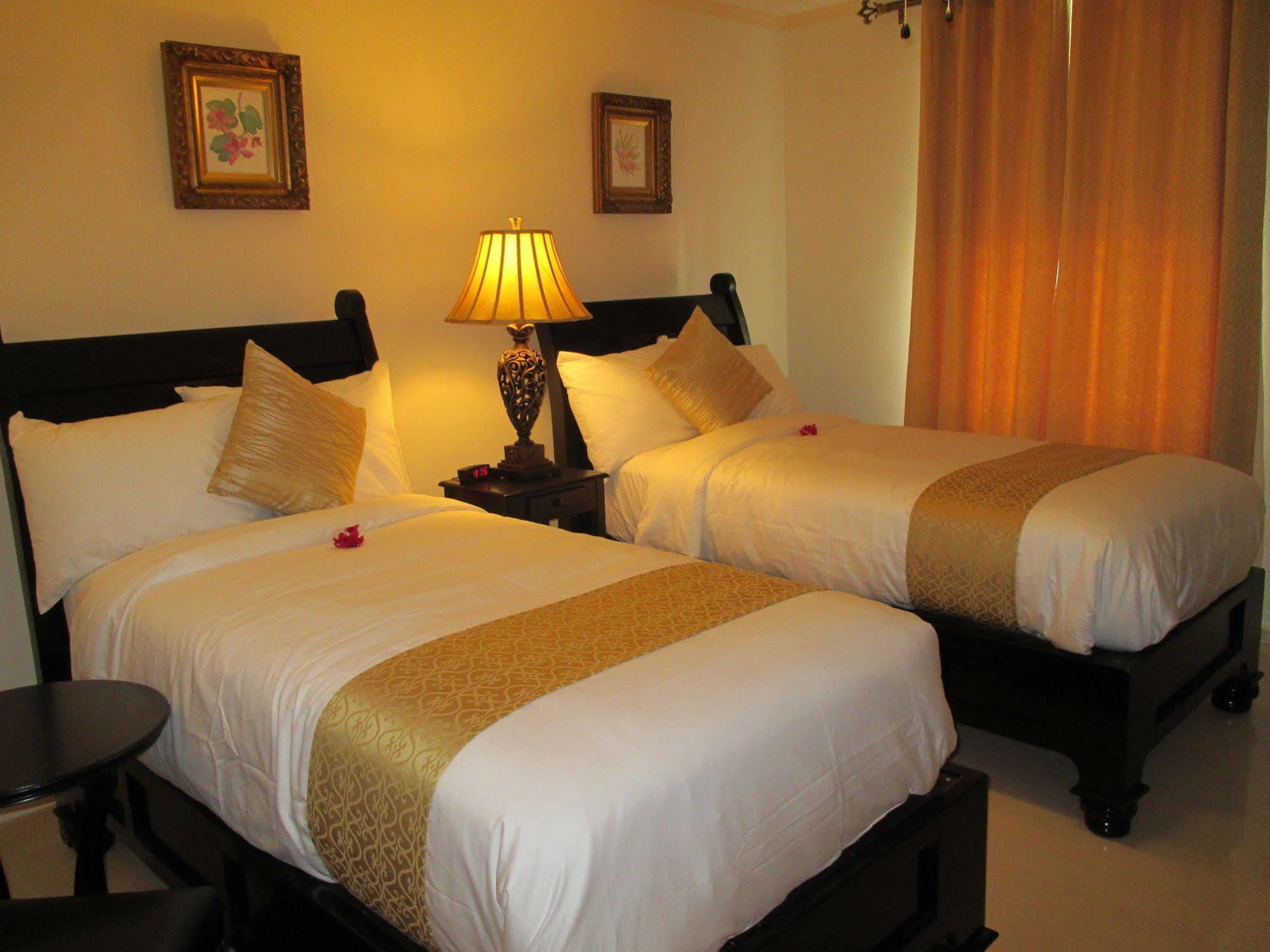 Ocean West Boutique Hotel