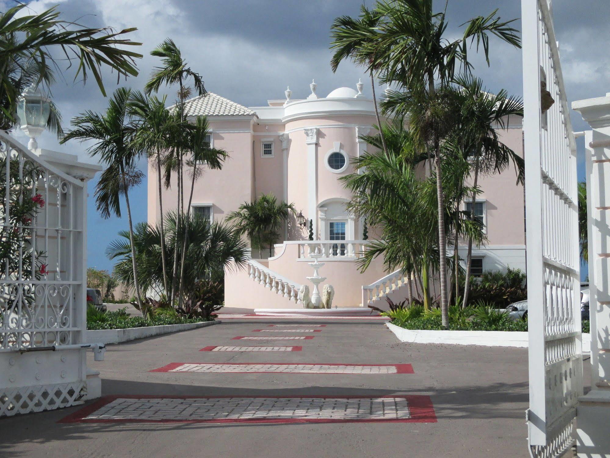 Ocean West Boutique Hotel Nassau