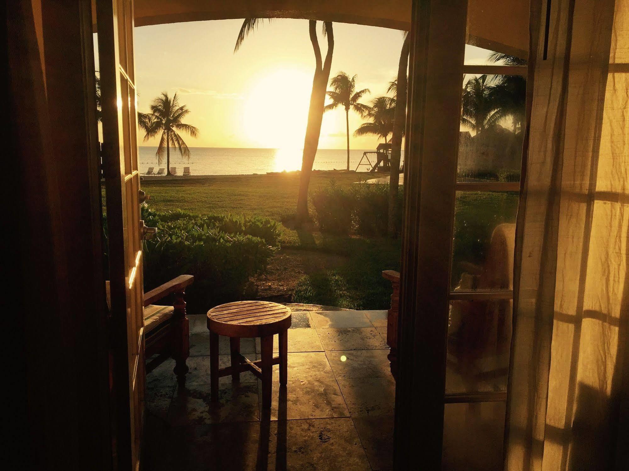 Old Bahama Bay & Yacht Harbour Resort
