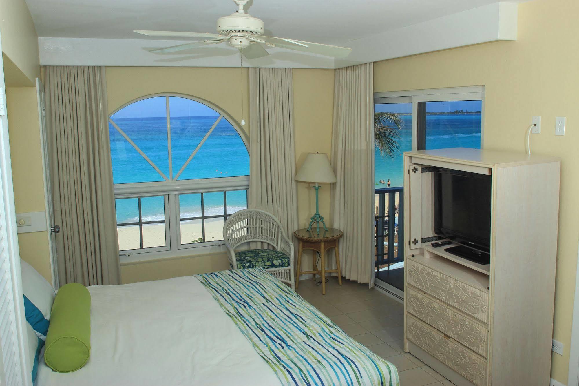 Paradise Island Club Apartment Creek Village