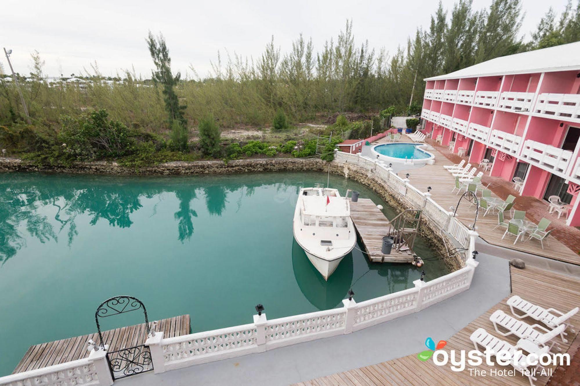 Hotel Bell Channel Freeport