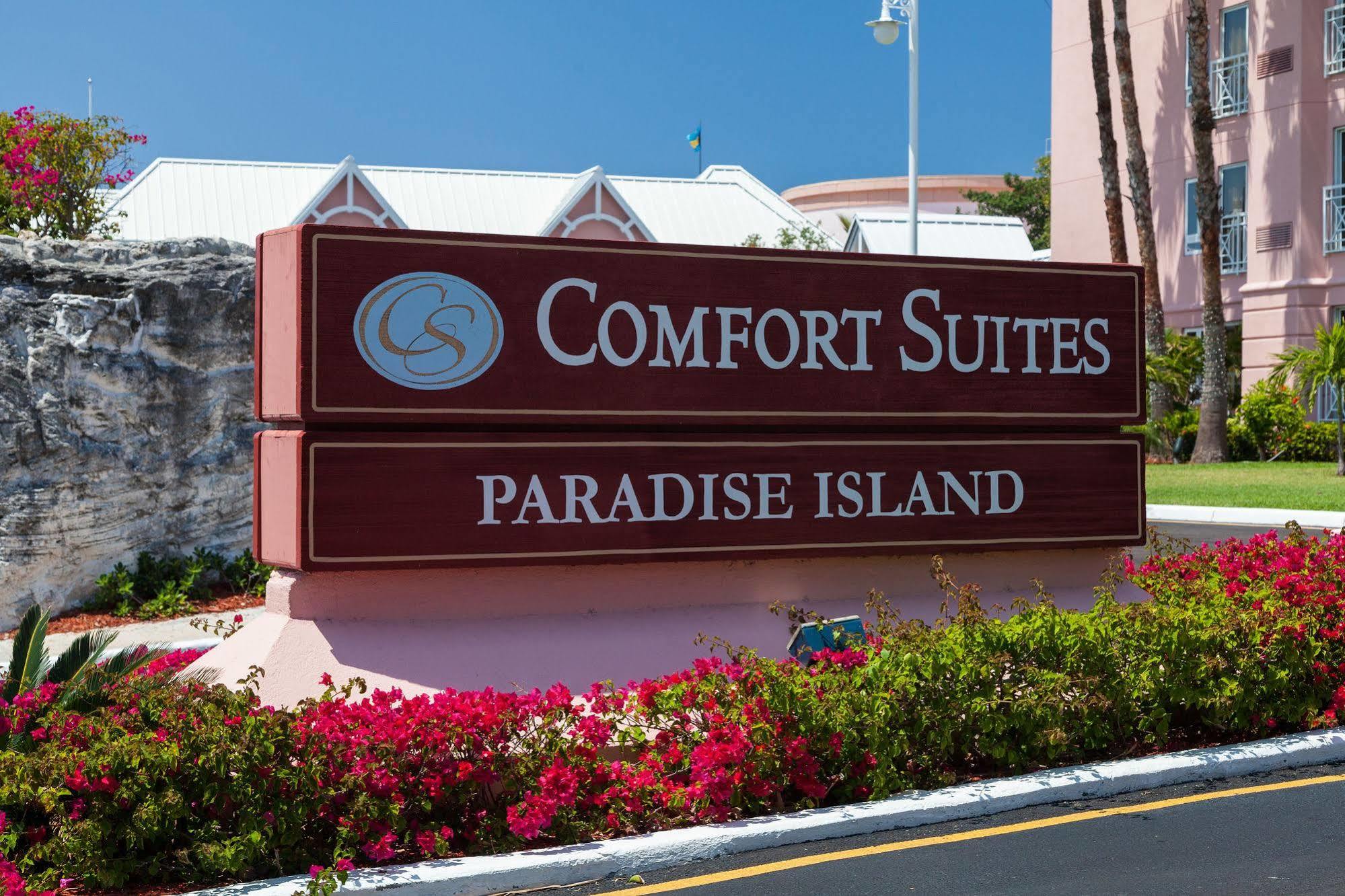 Comfort Paradise Island Creek Village