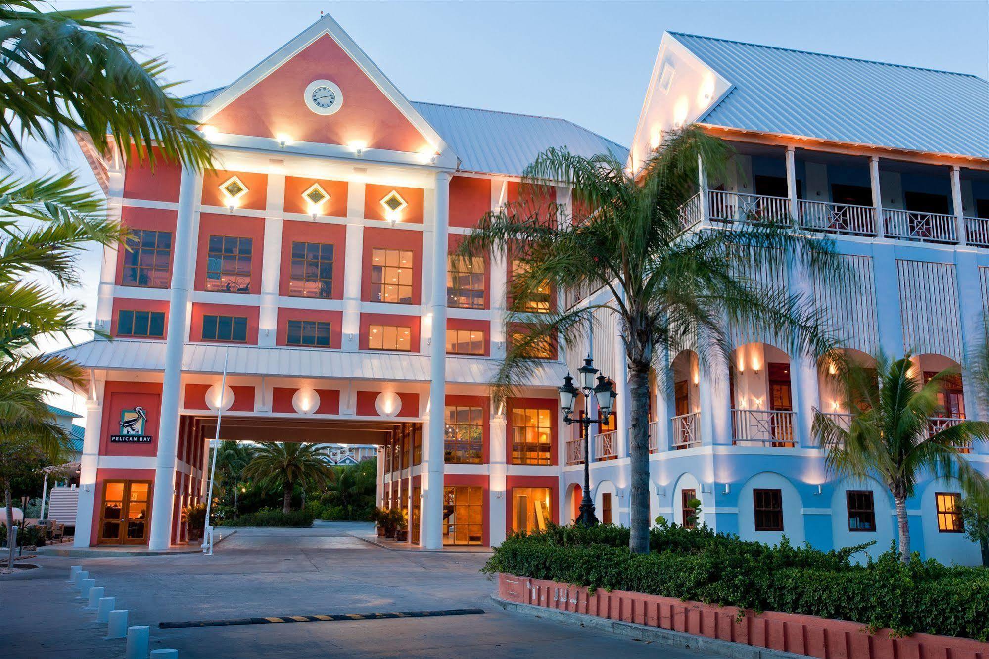 Pelican Bay 4*