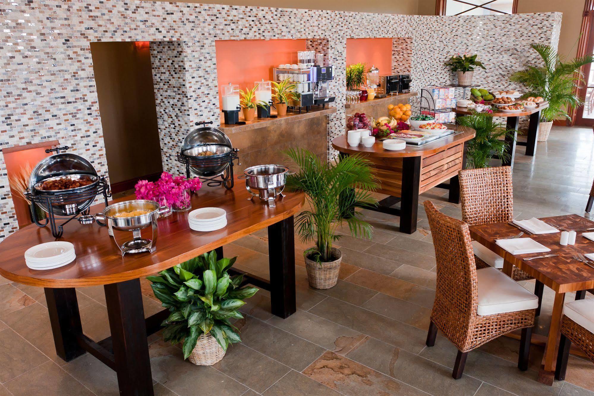 Hotel Pelican Bay