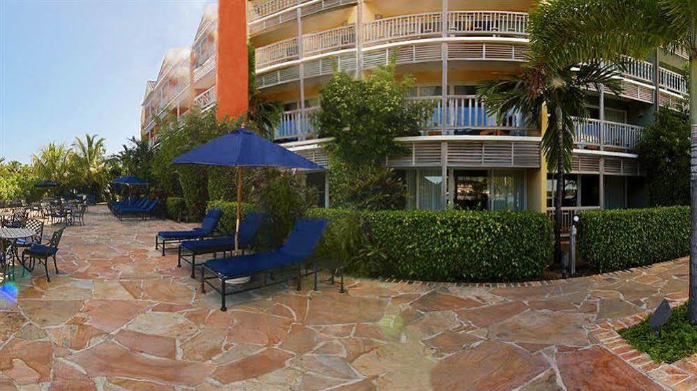 Hotel Pelican Bay