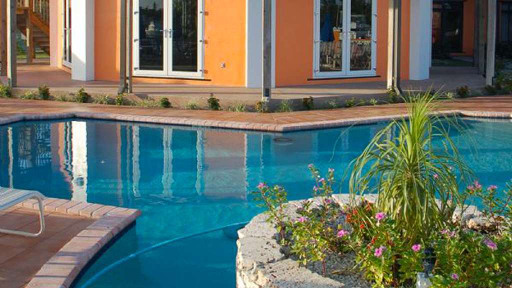 Resort Running Mon Sunrise & Marina Freeport