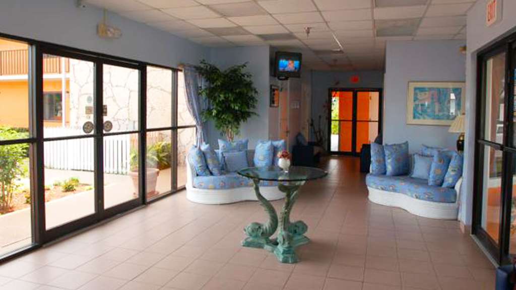 Resort Running Mon Sunrise & Marina Freeport