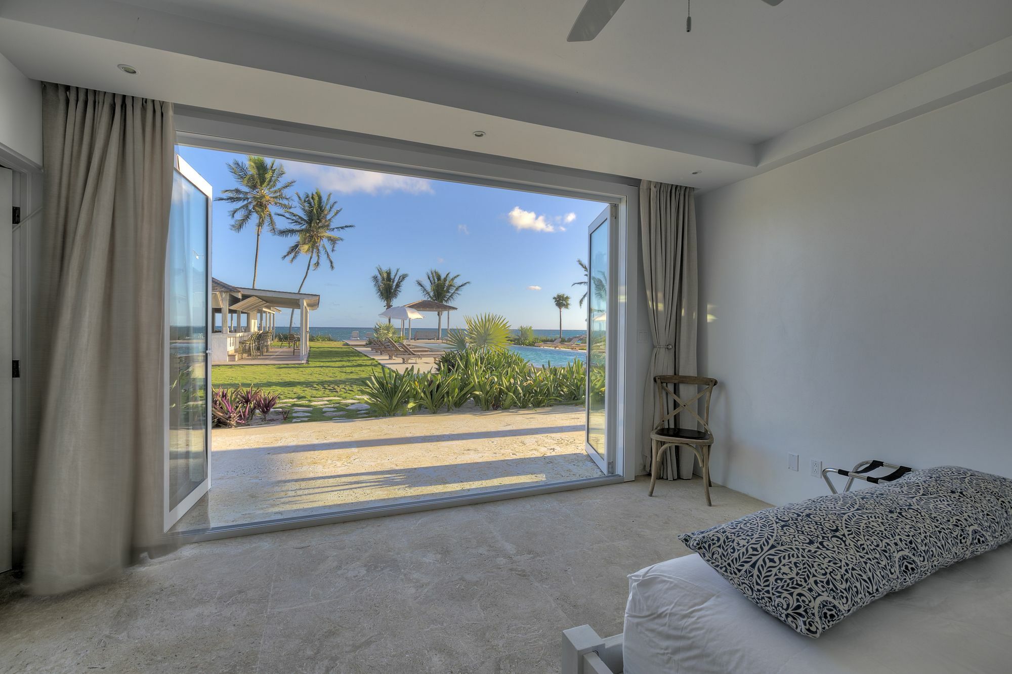 Villa La Bougainvillea Palmetto Point