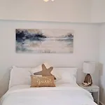 Newly Remodeled Luxury Beachfront 2-Bedroom Condo
