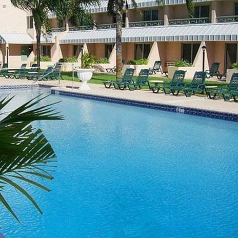 Castaways And Resort