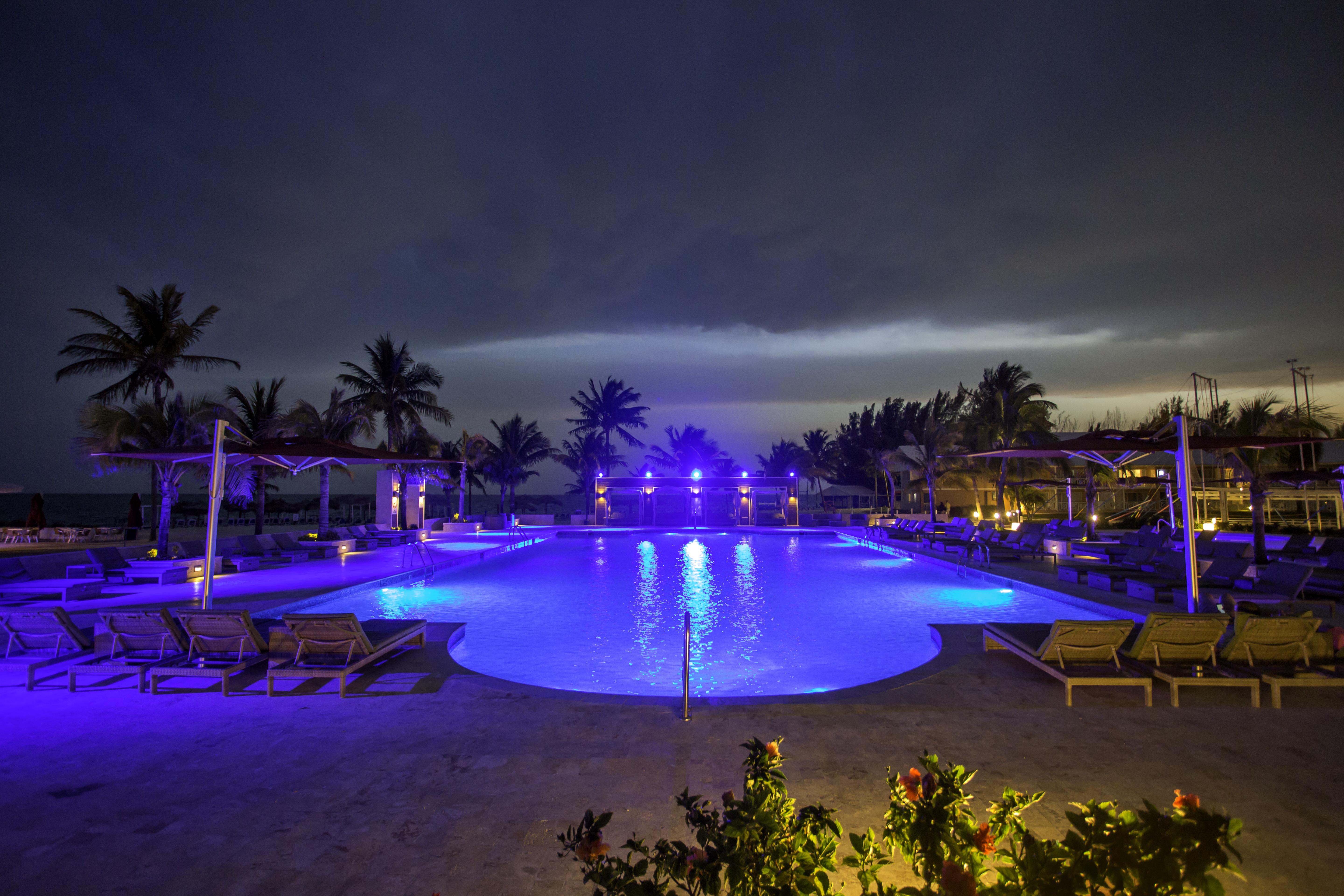 Viva Fortuna By Wyndham, A Trademark 3* Freeport