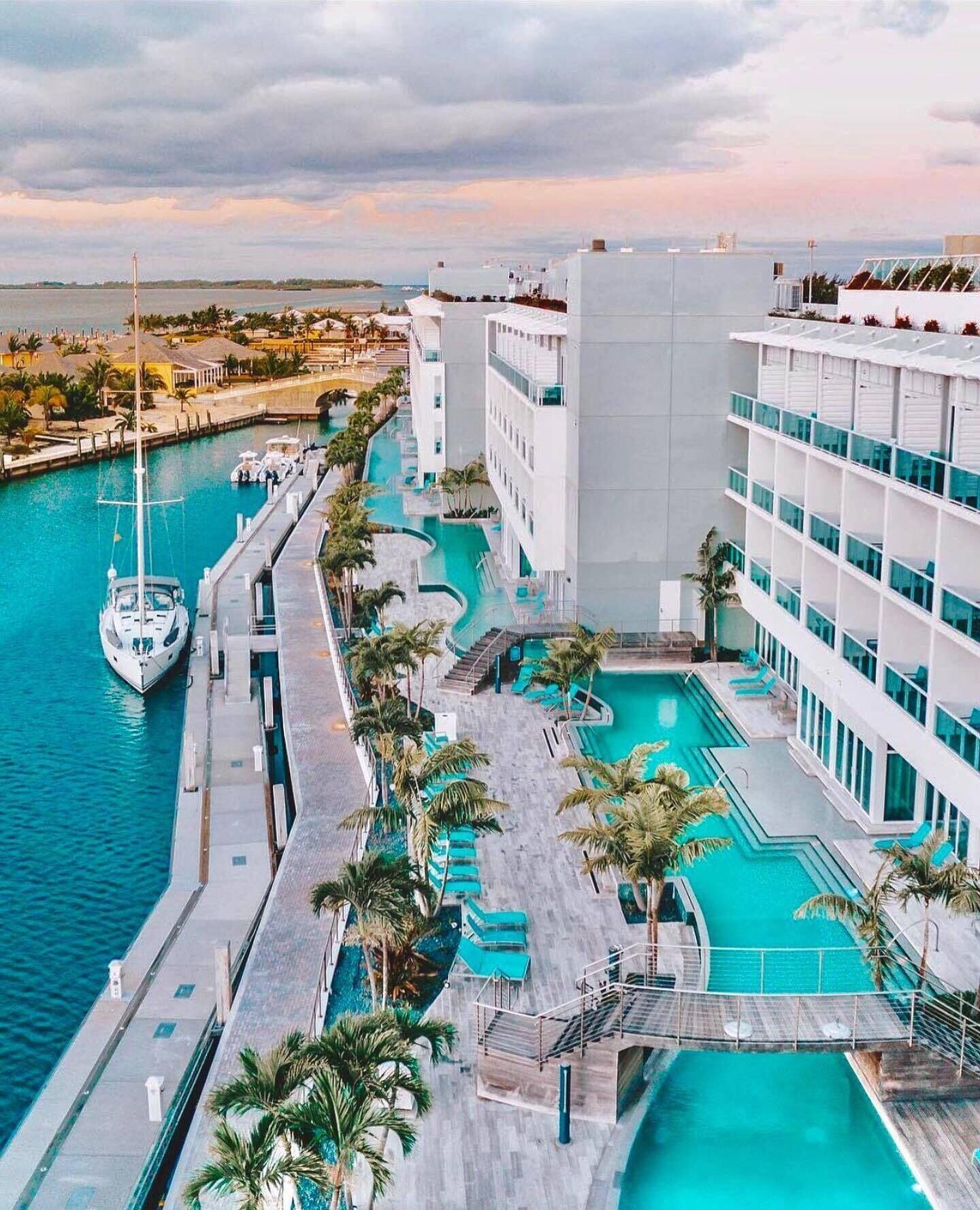 Resort World Bimini 4*