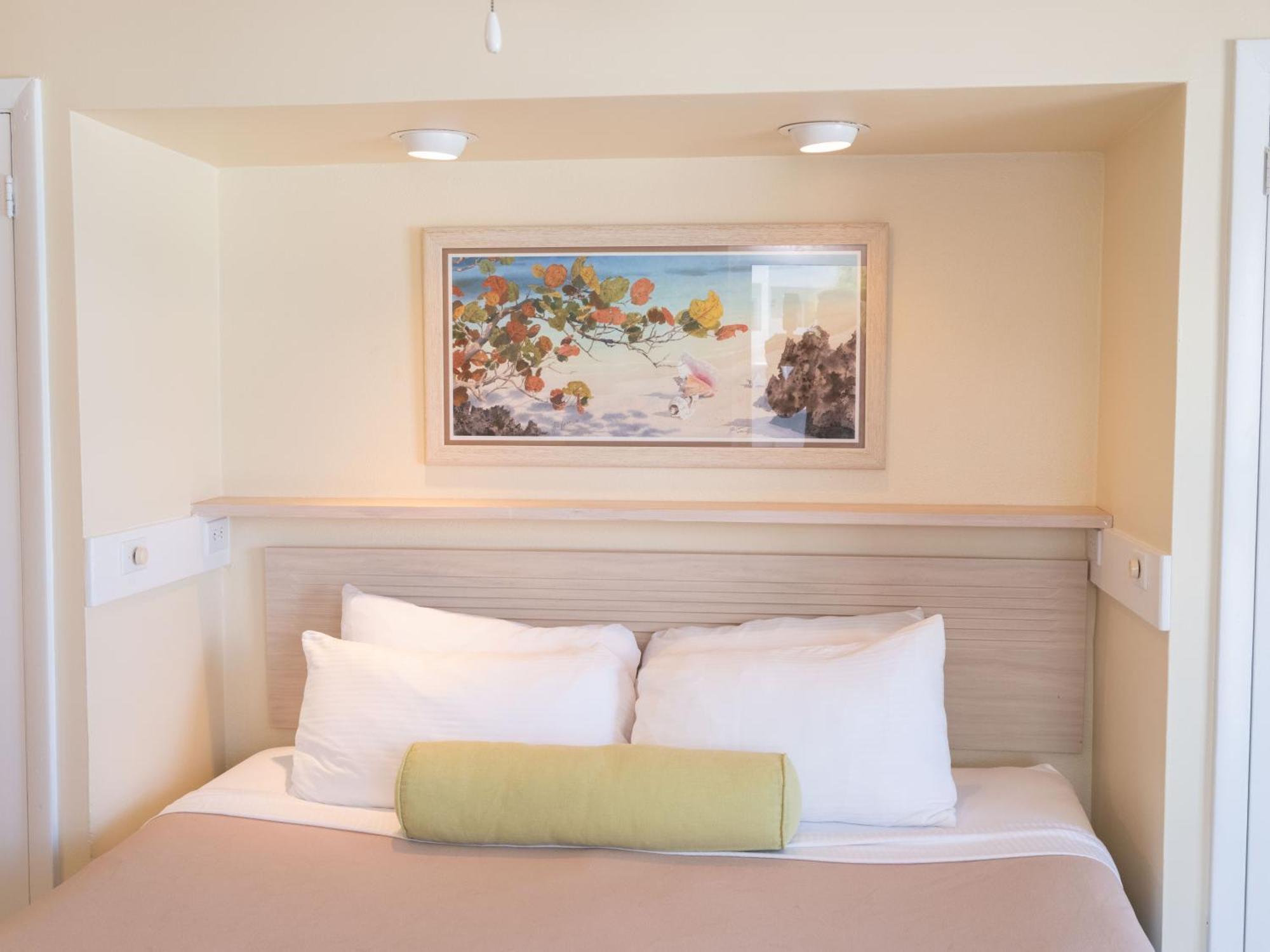 Paradise Island Club Ocean View Creek Village