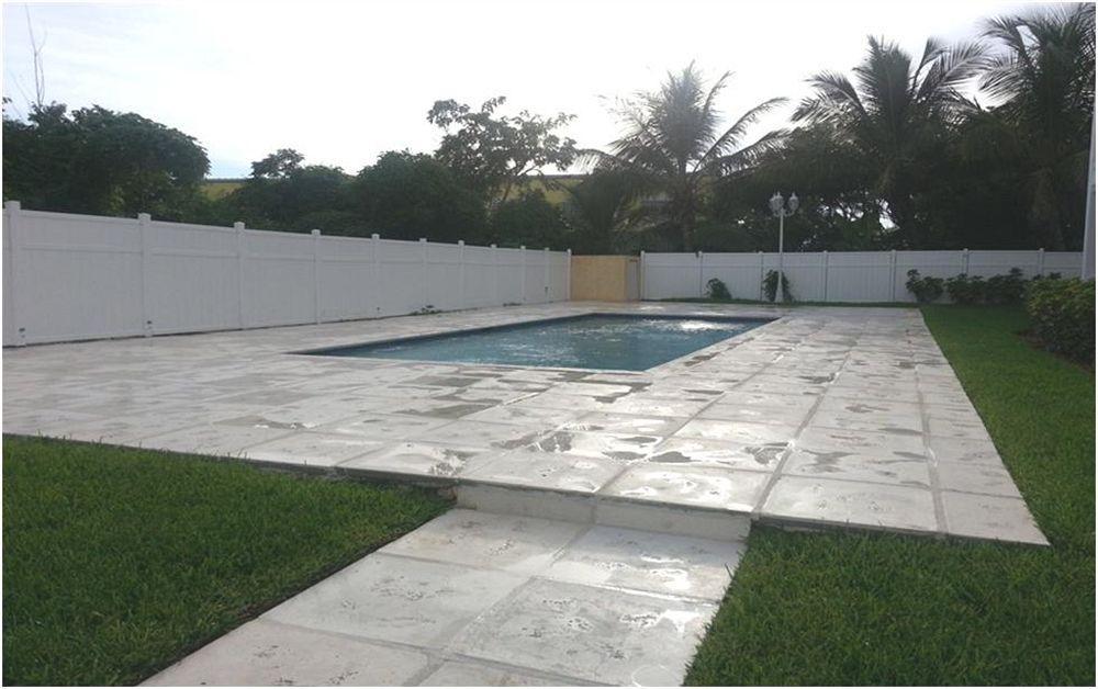 Realty Shores Nassau