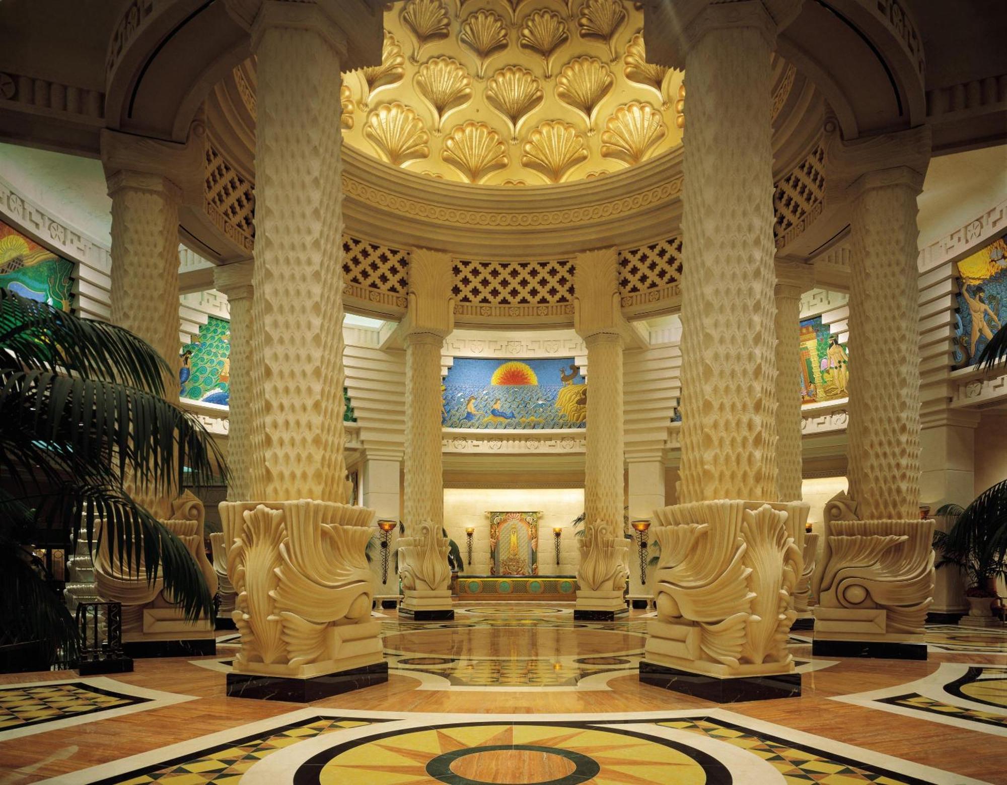 Resort The Royal At Atlantis Creek Village