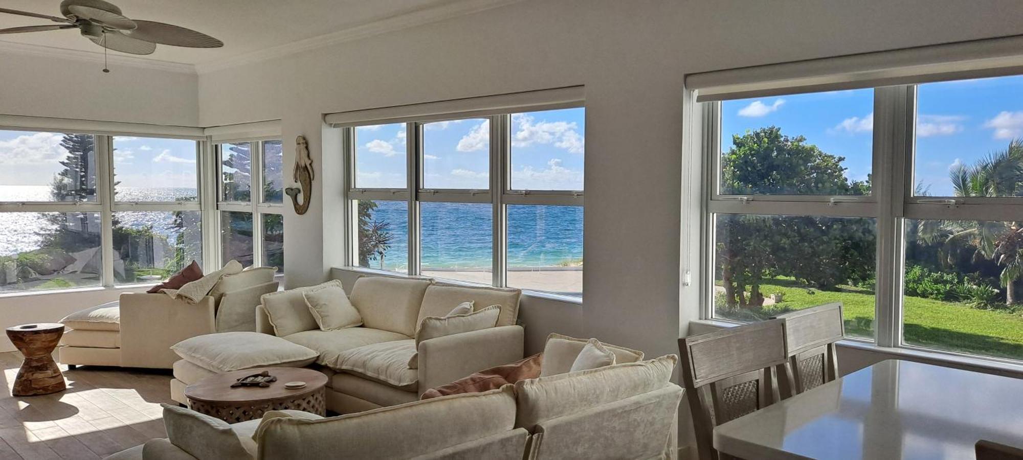 Apartment Newly Remodeled Luxury Beachfront 2-bedroom *