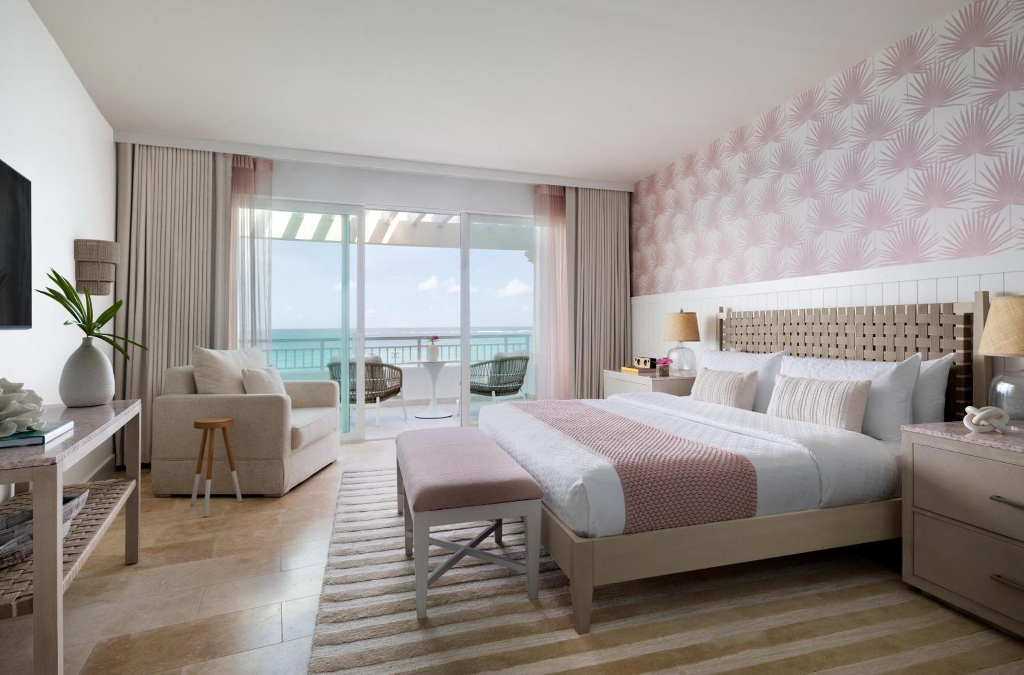 Sandals Royal Bahamian - Couples Only (adults Only) Resort 5*