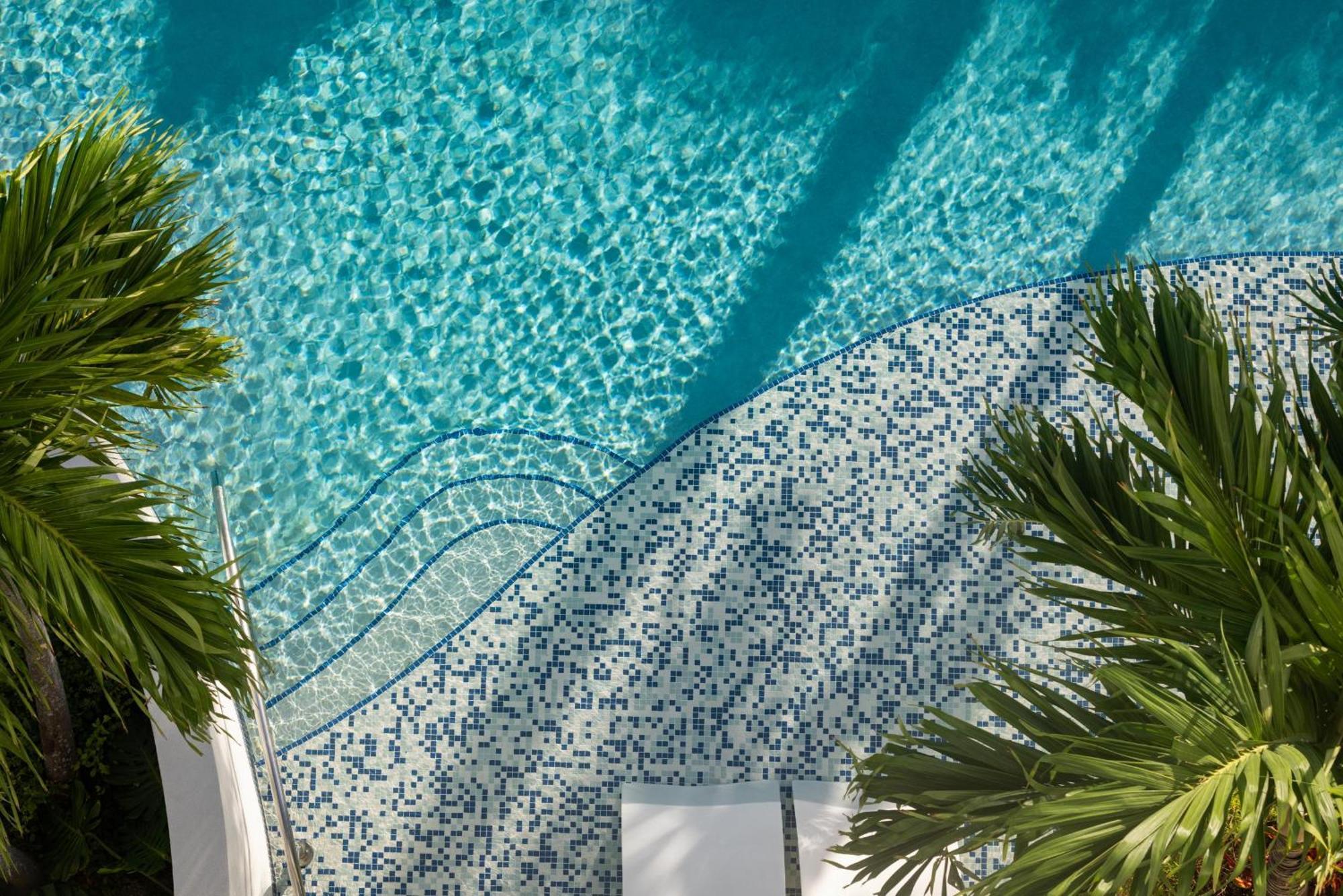 Sandals Royal Bahamian - Couples Only (adults Only) Resort 5*