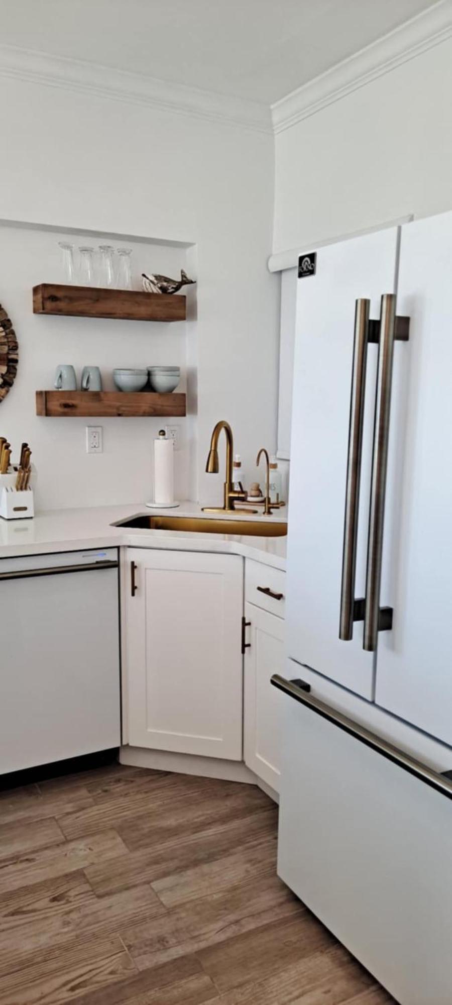 Newly Remodeled Luxury Beachfront 2-bedroom *