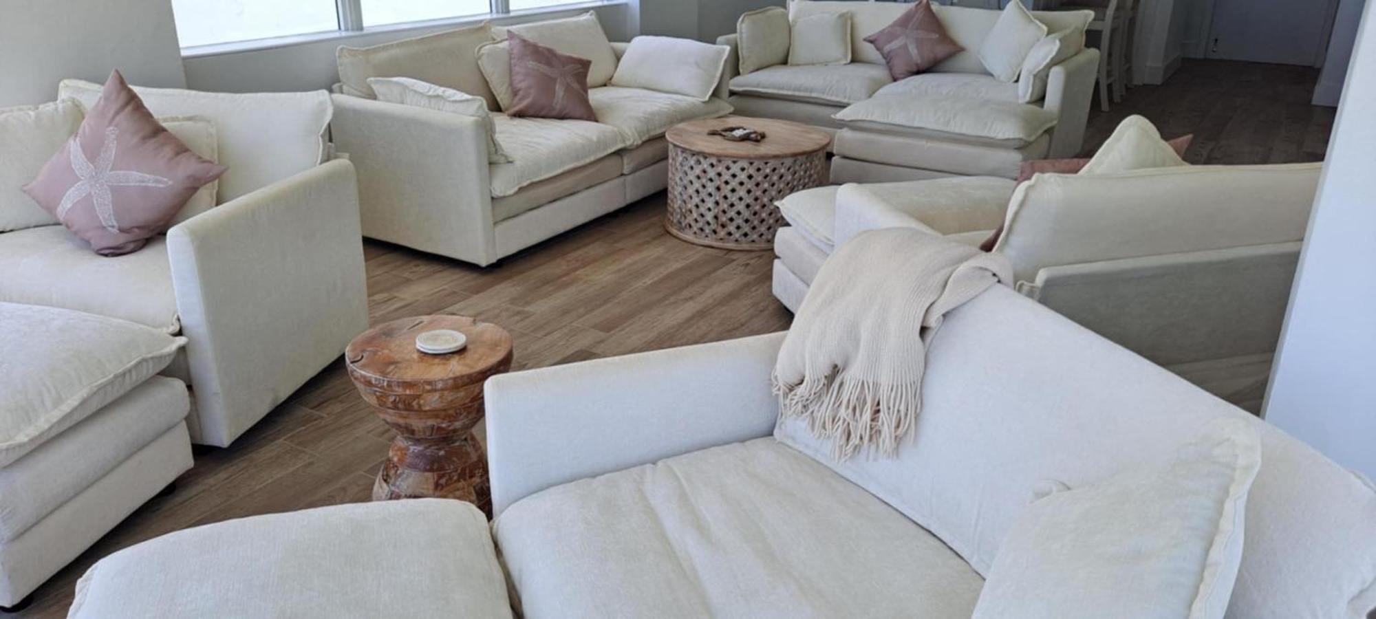 Newly Remodeled Luxury Beachfront 2-bedroom