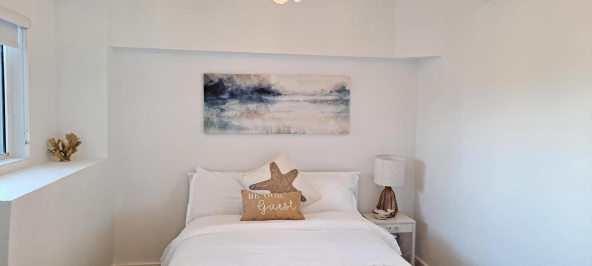 Apartment Newly Remodeled Luxury Beachfront 2-bedroom Freeport
