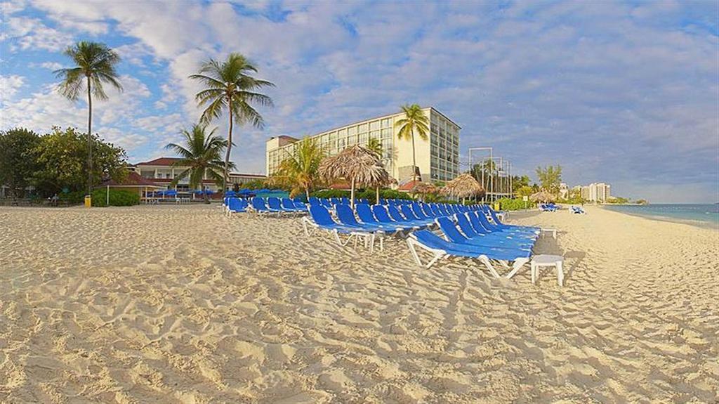 Breezes & Inclusive, Bahamas (adults Only)