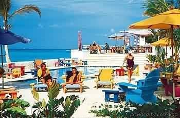 Compass Point 4* Nassau