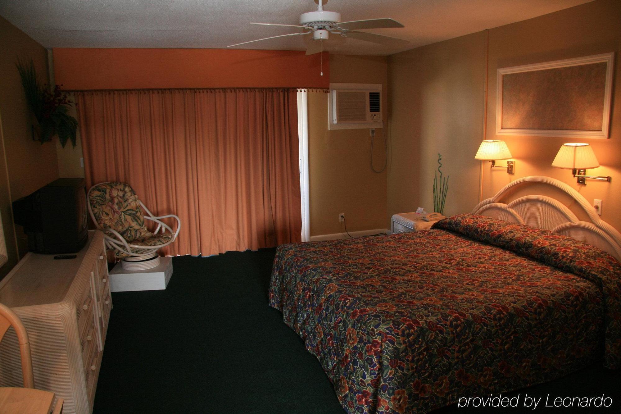 Bell Channel Hotel Freeport