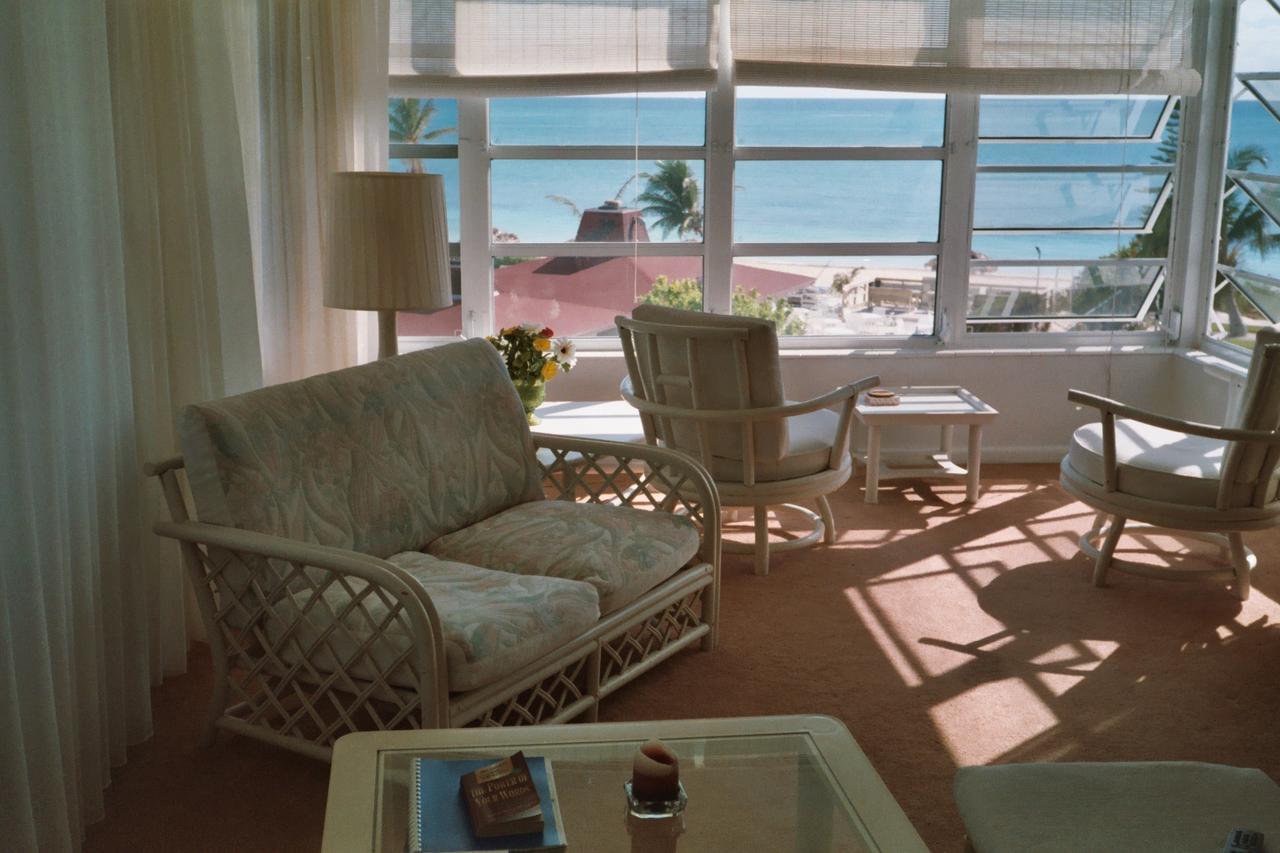 Riviera Towers Apartment *