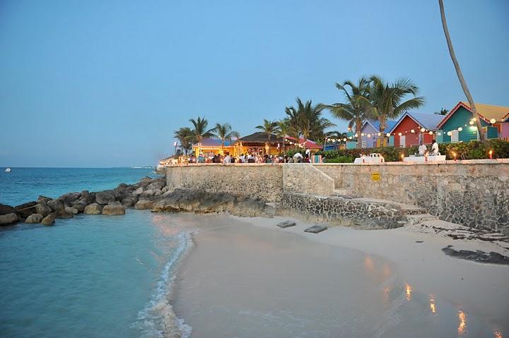 Resort Compass Point