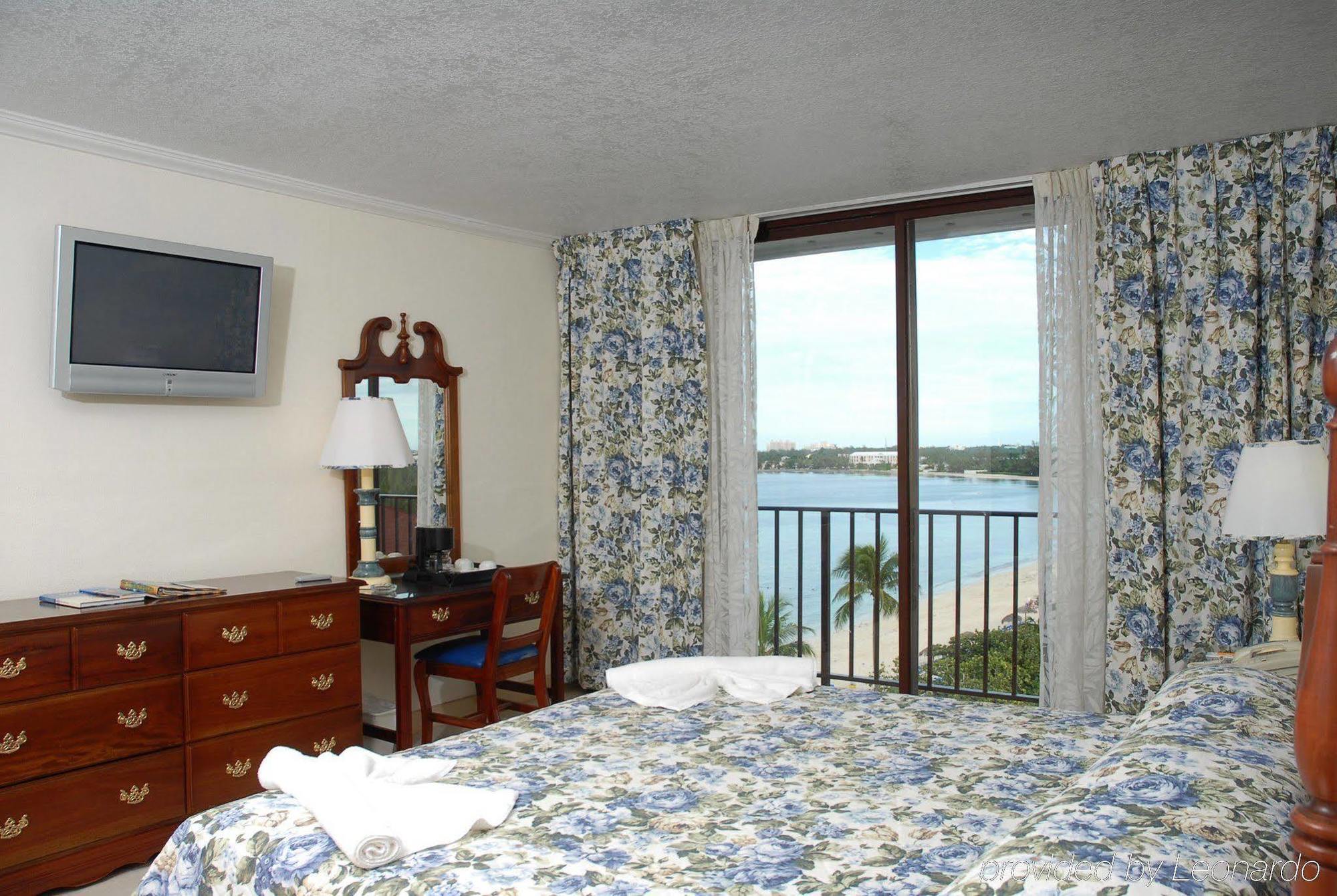 Breezes & Inclusive, Bahamas (adults Only) Resort