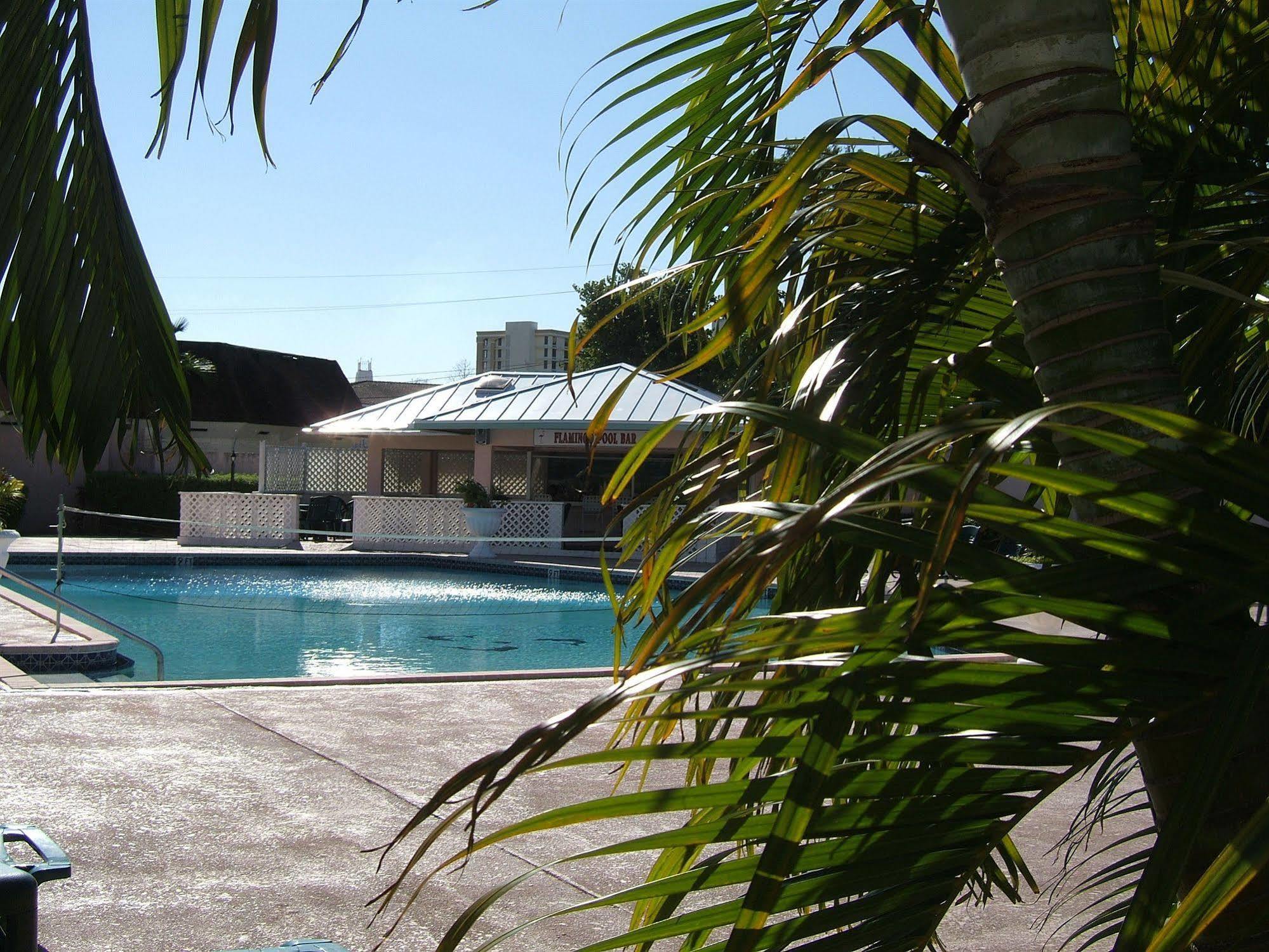 Castaways And Resort