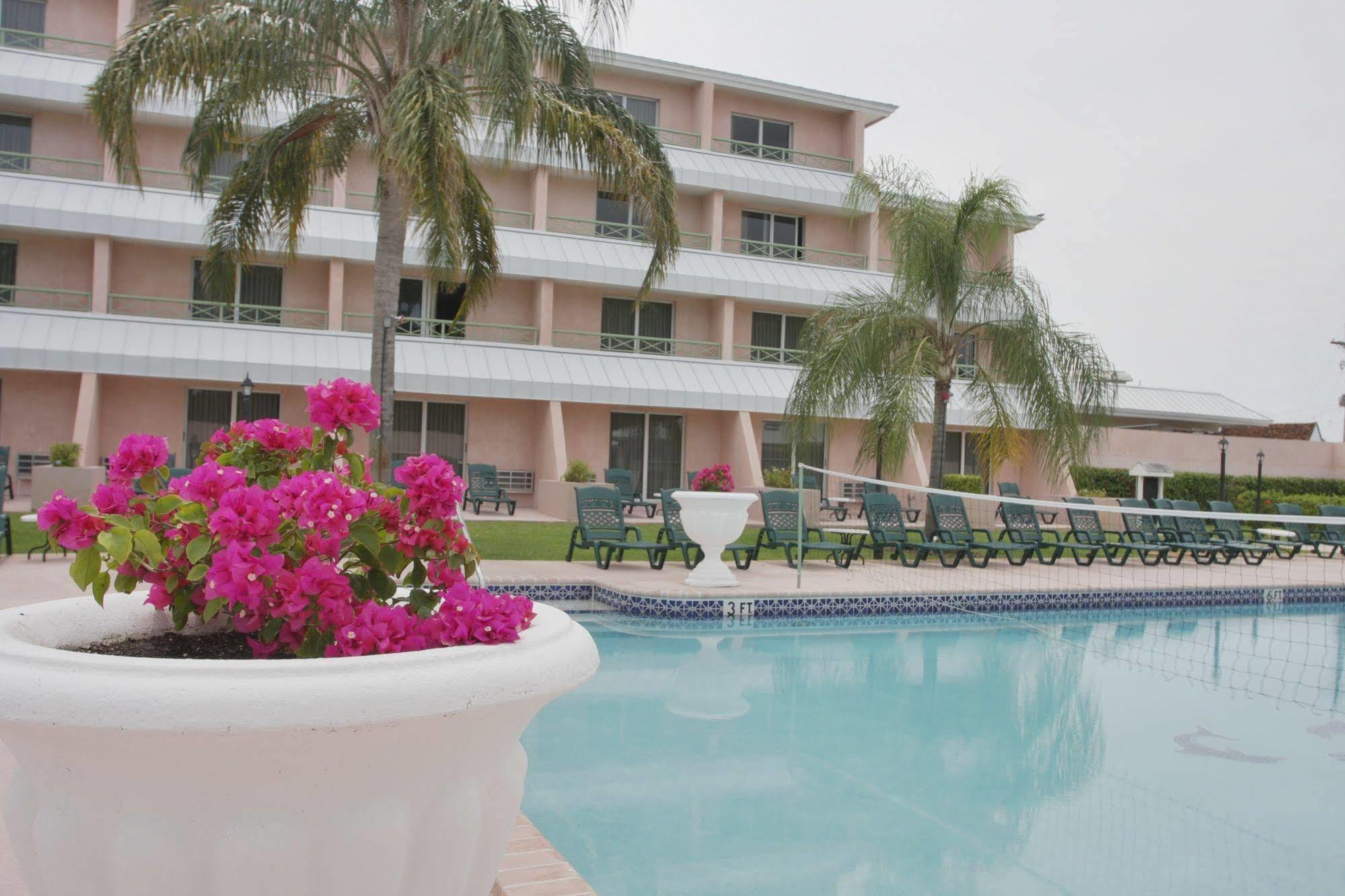 Castaways And 3* Freeport