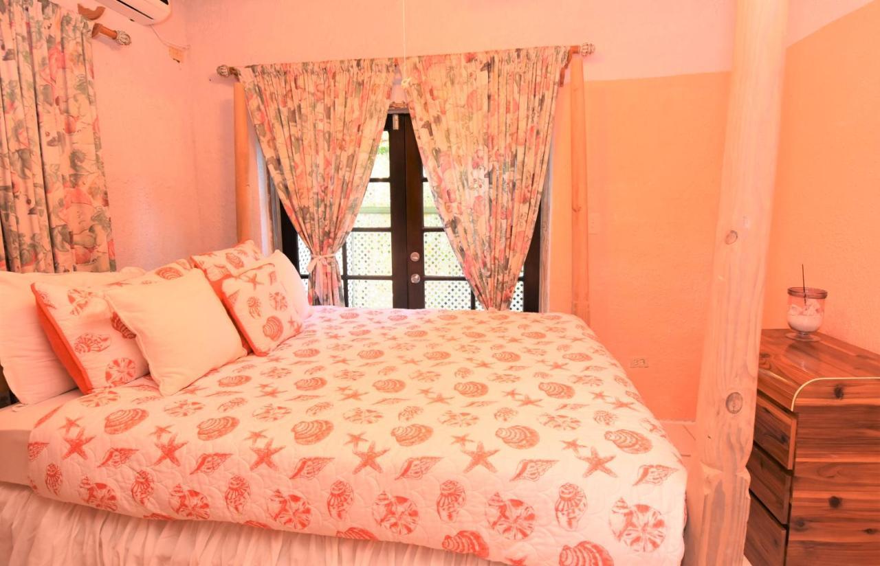 The Sugar Apple Lodge Dunmore Town