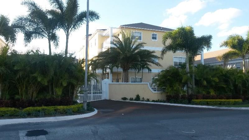 Realty Shores 4* Nassau